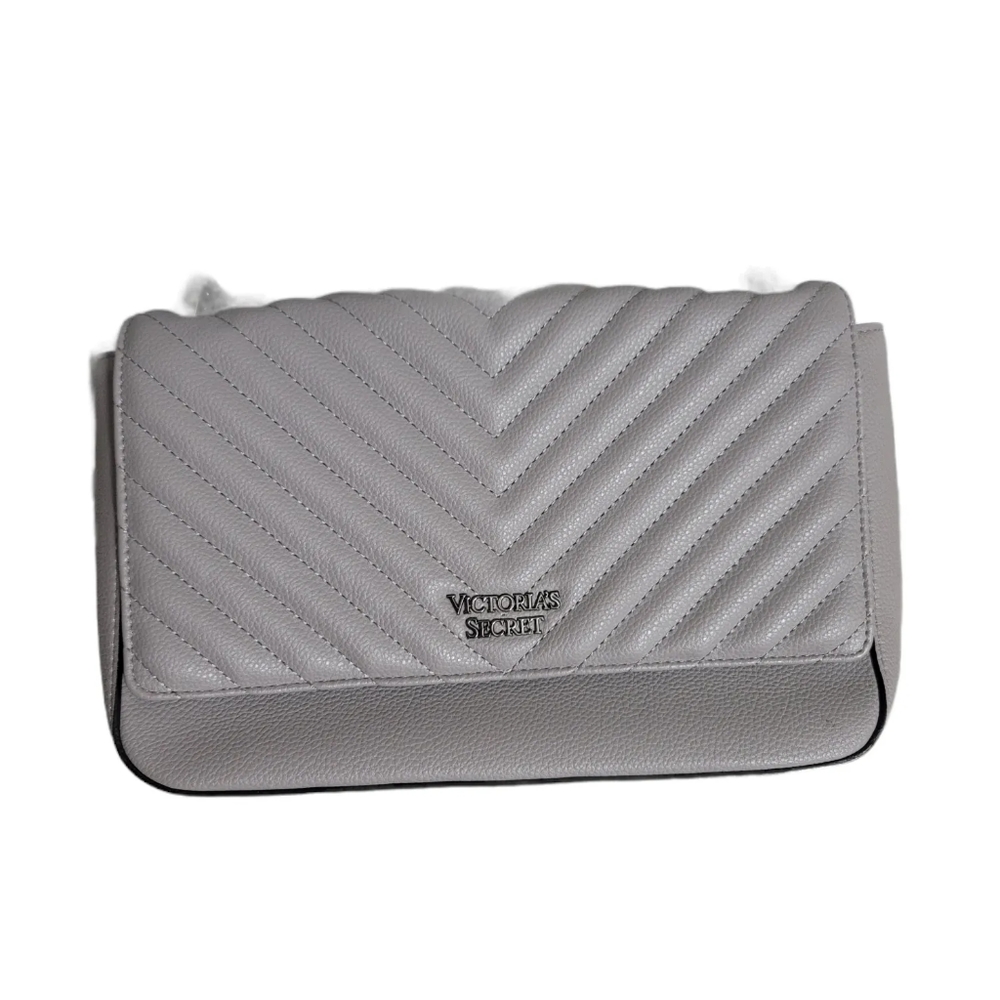 Victorias Secret Pebbled Gray V-quilt Street Shoulder Bag Chain Strap Purse Grey